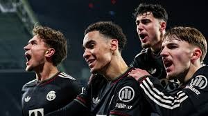 曼城主场对阵桑德兰，主场优势明显，福登状态火热，预计全取三分。